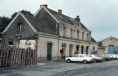 LILLOIS  DIA 80-5904.jpg
